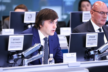 дмитрий Чернышенко: 23 мая во всех 89 регионах России и в 55 зарубежных странах начнется основной этап ЕГЭ - фото - 5